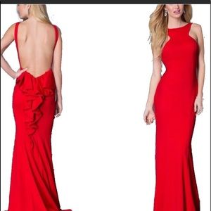 Red mermaid backless dress